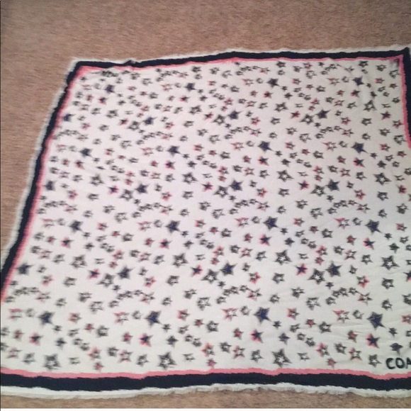 NWOT COACH large star scarf. - Picture 2 of 4